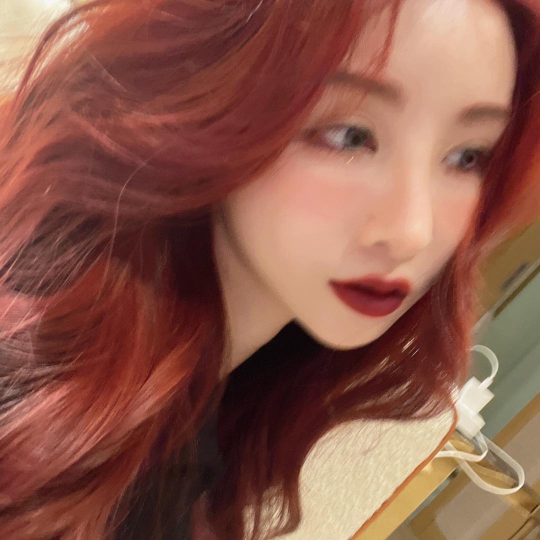 张沫凡MOMO@抖音