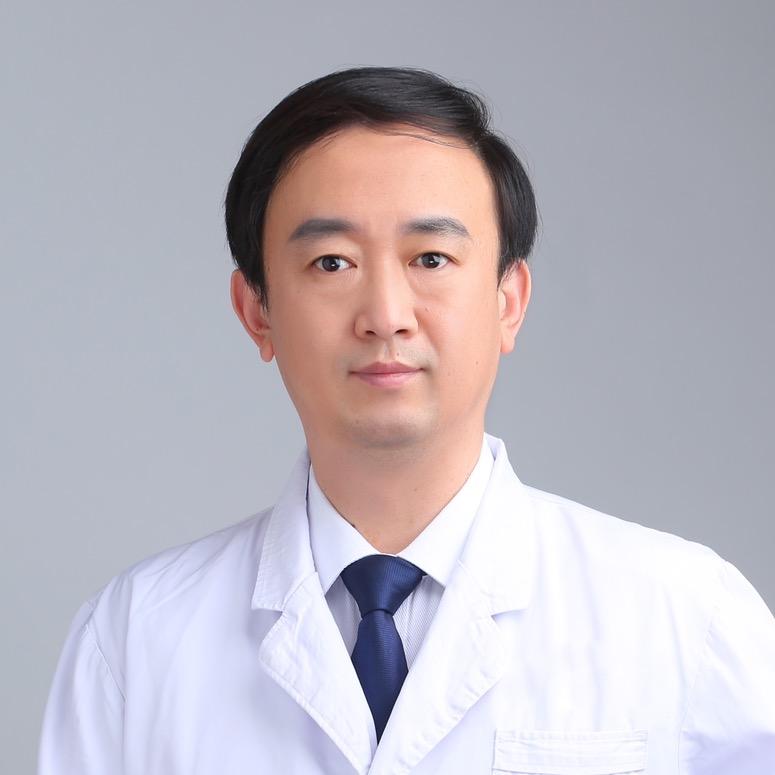运动医学鞠晓东