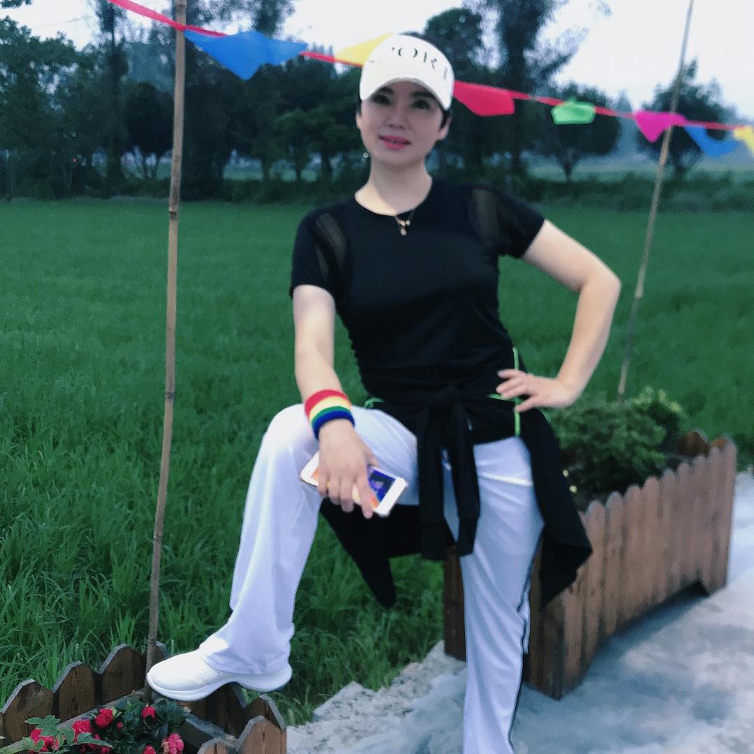 蓉华爱健身