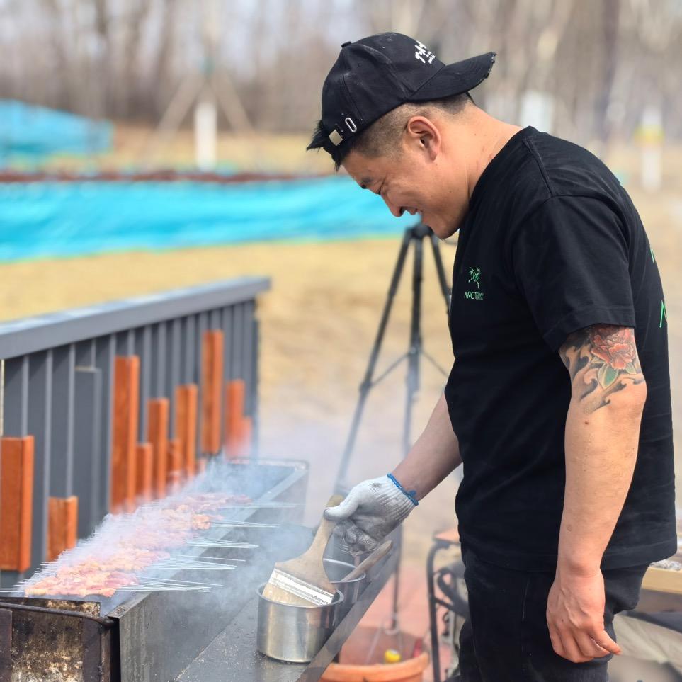 他们都喊我锤哥