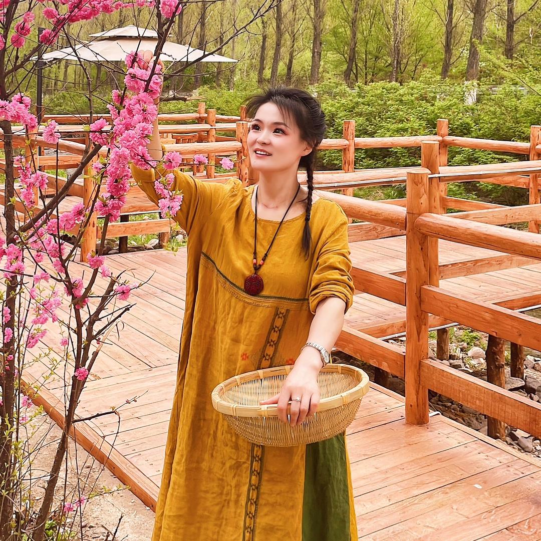 《小桥人家民宿》初伊