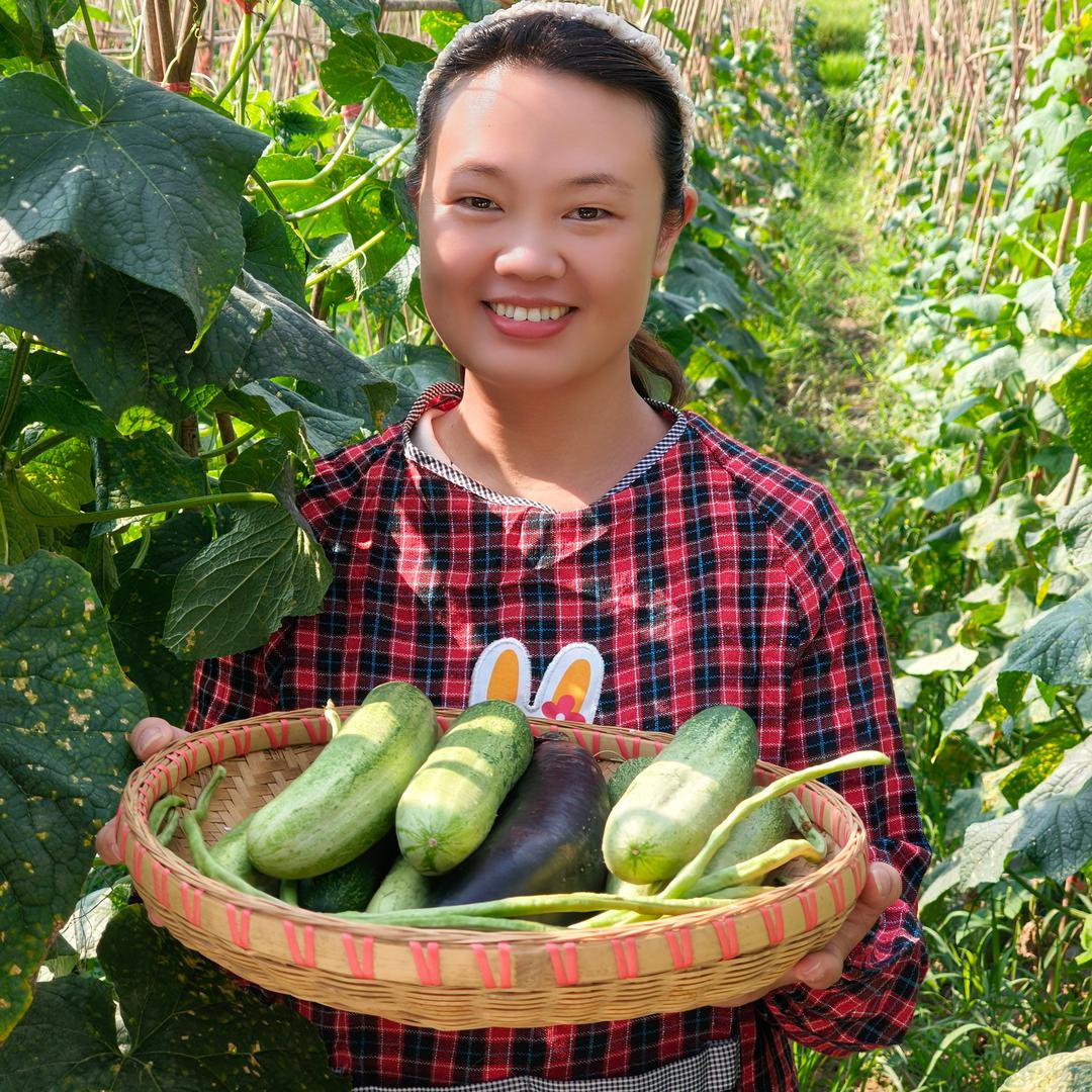 80后村花助农记