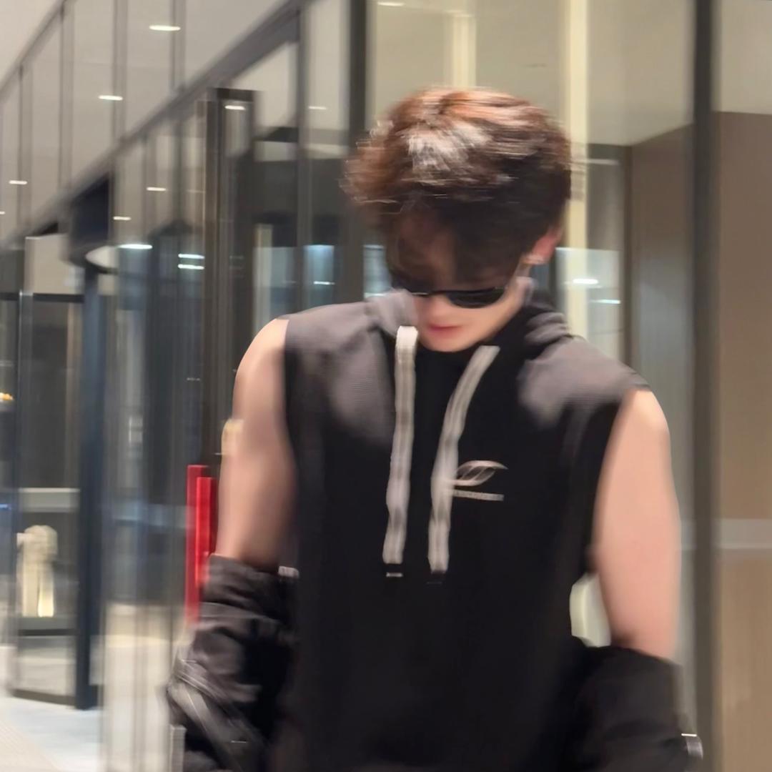 发财小何