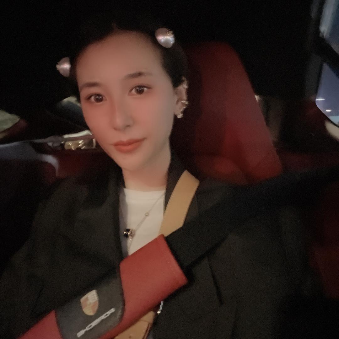 孙老板私服