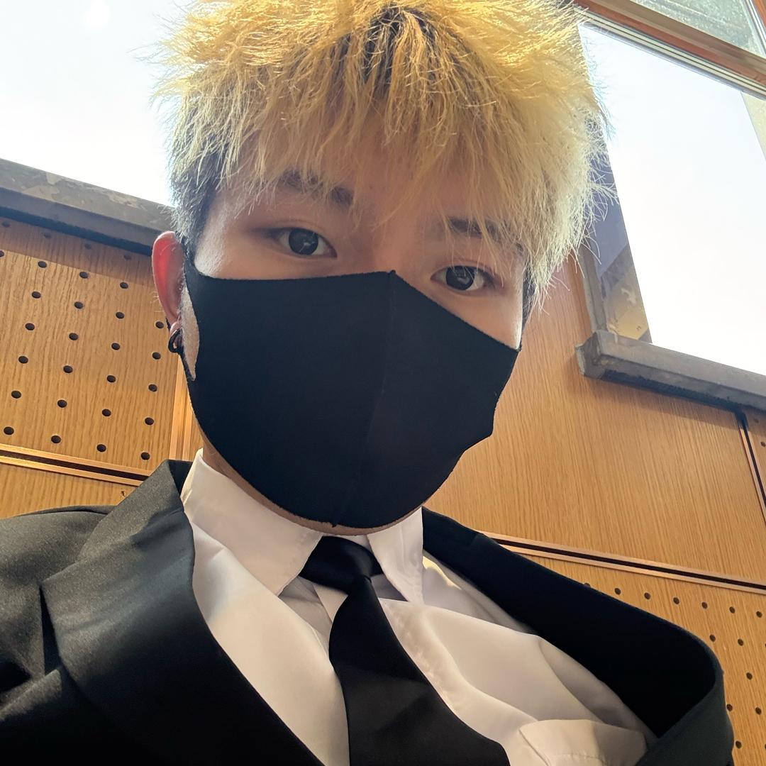 不想在镇江当帅哥了