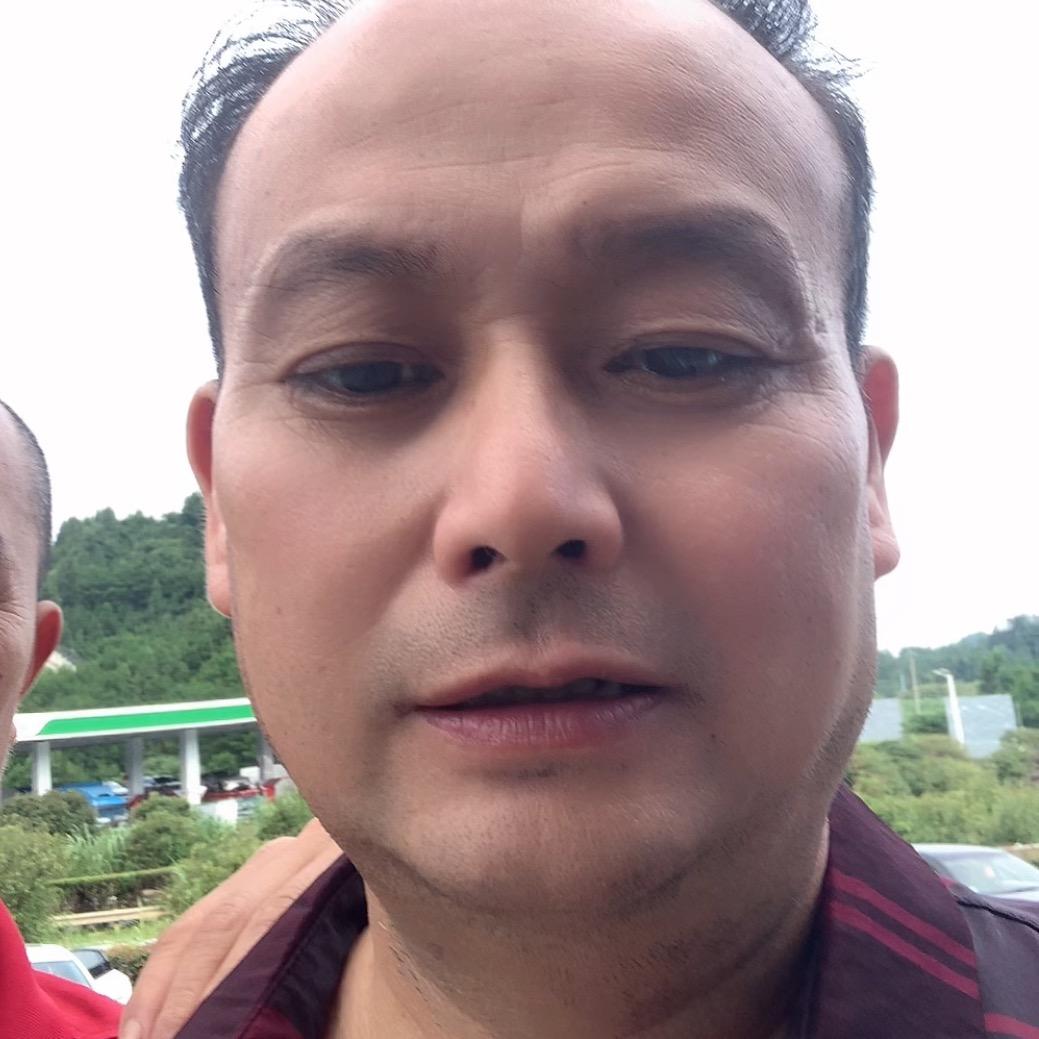 向开松（黔城兄弟牛肉店:)