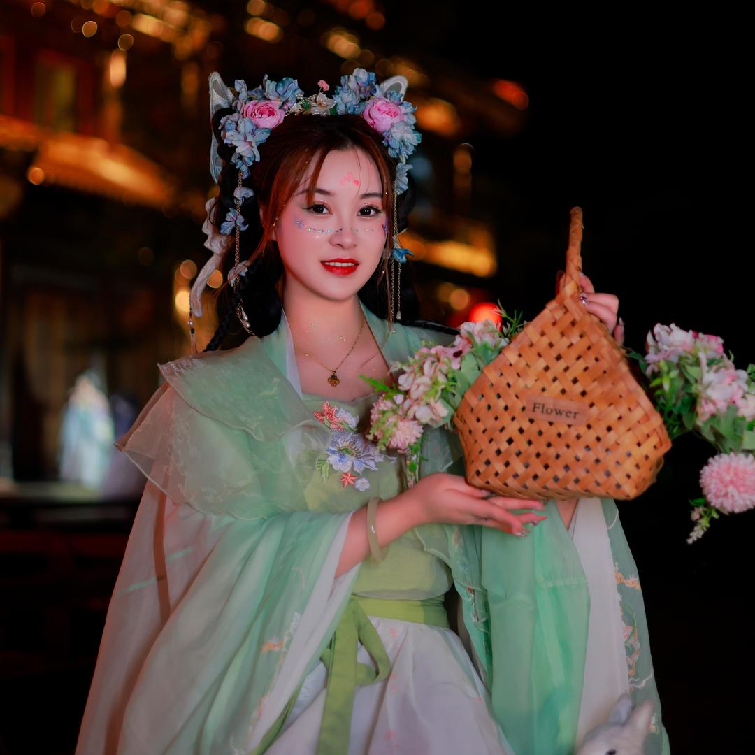 易个仙女🧚🏻‍♀️