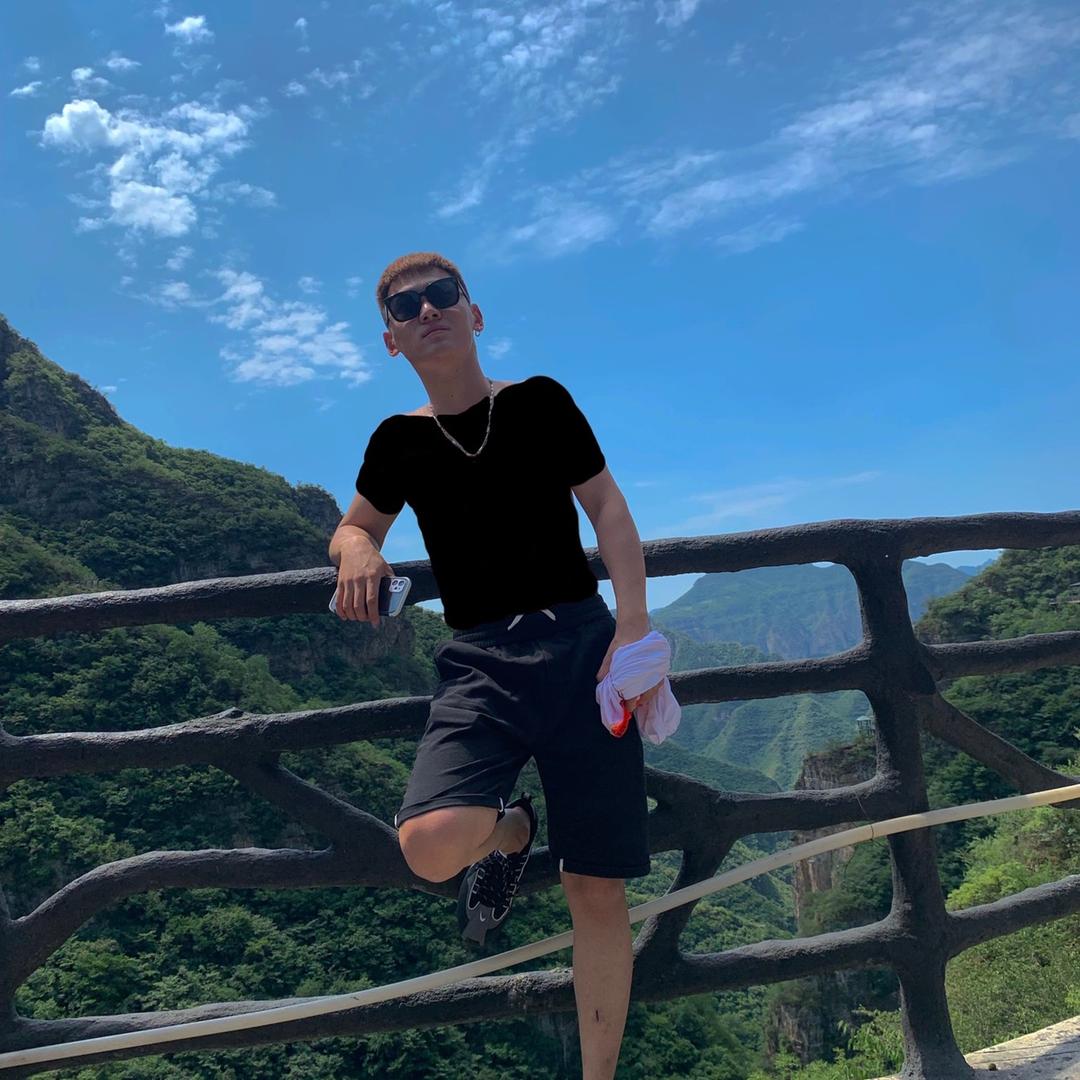 阿森·哥哥👦🏻