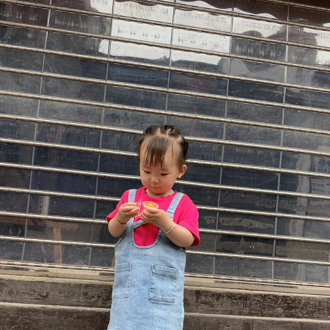 不卖冰粉的小孃孃