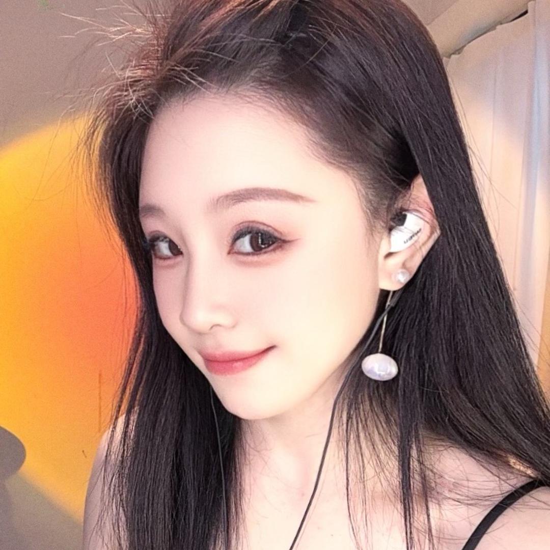 我叫董谁谁谁🤠