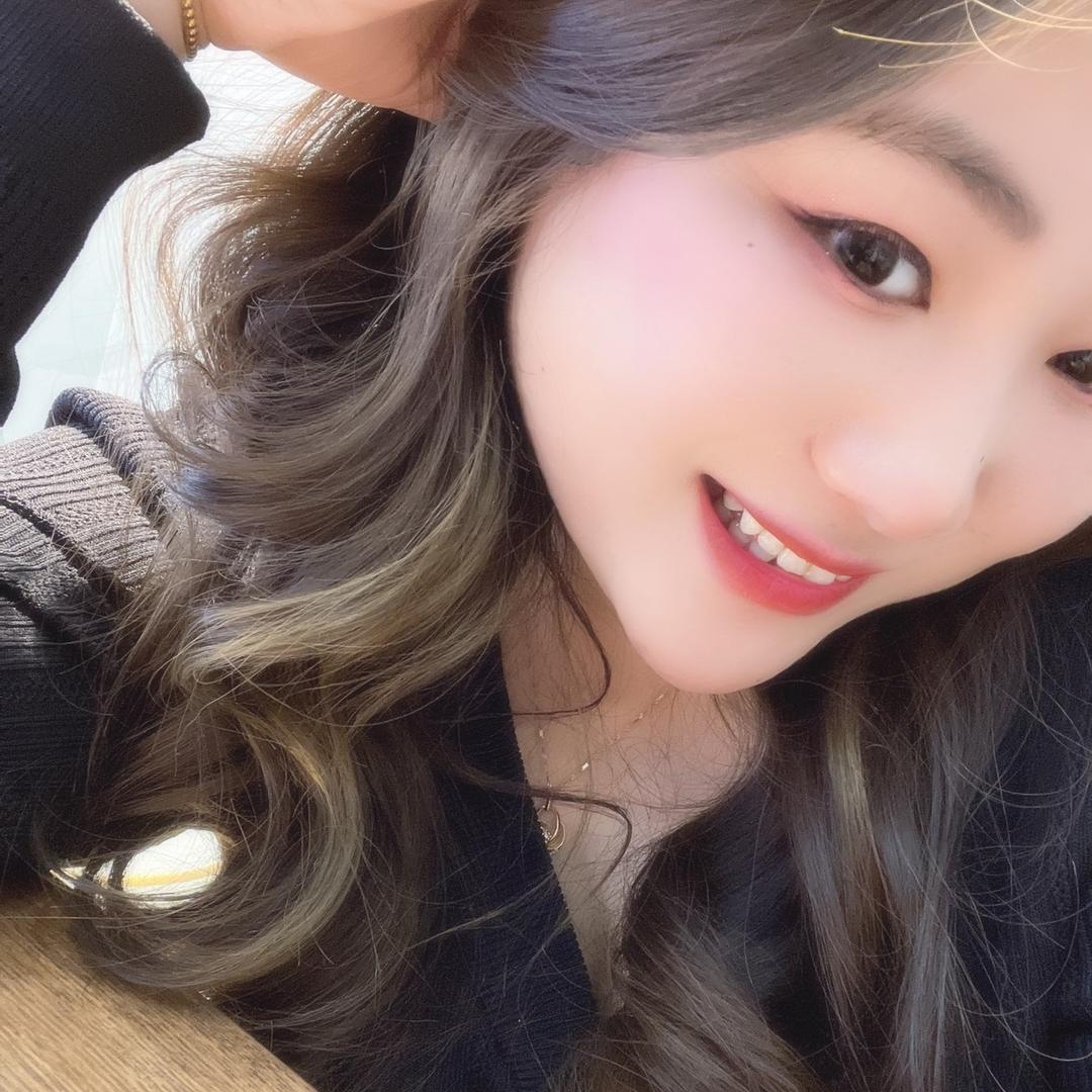 撒娇女人不是我