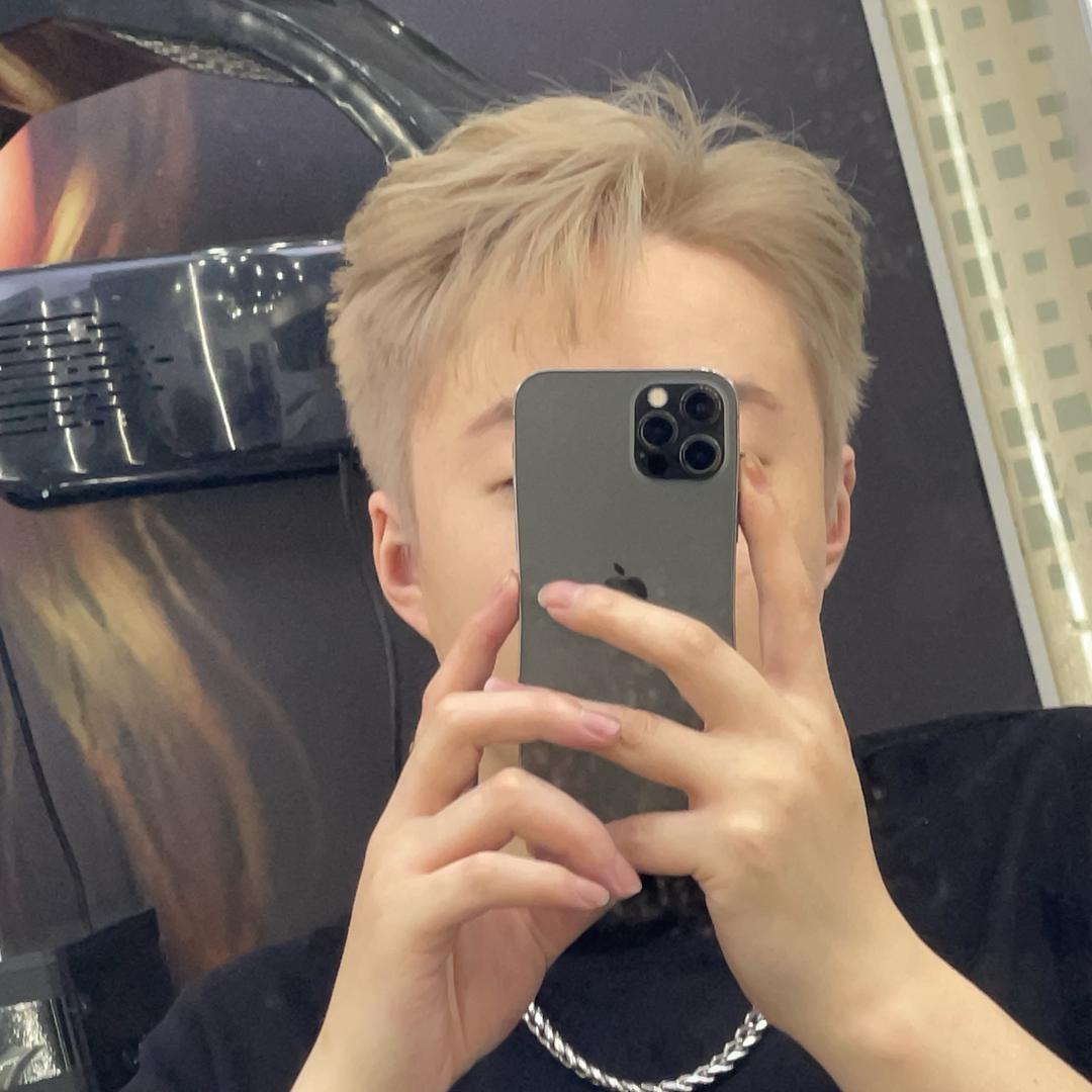 爱打球的匕首🎱