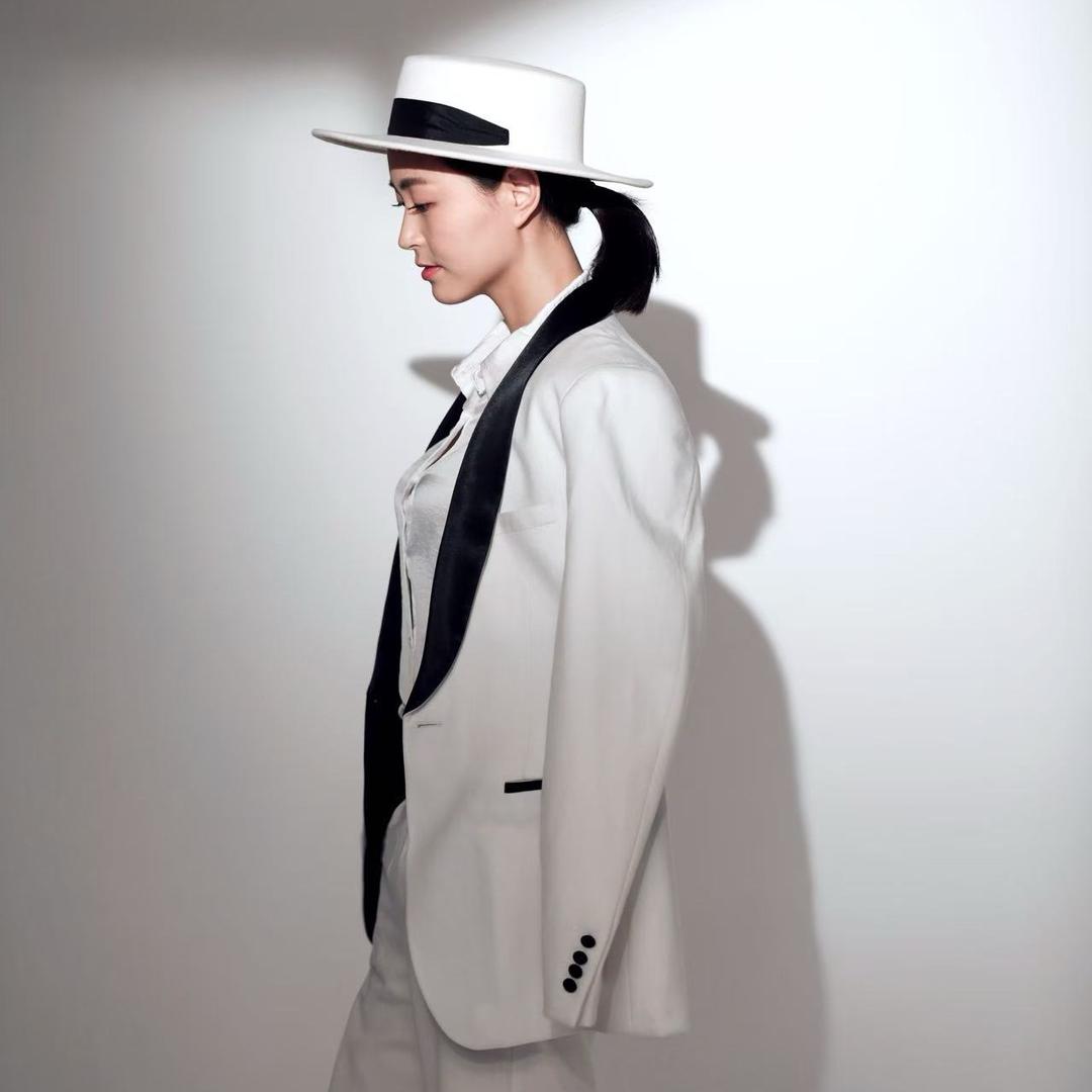 设计师 周韵