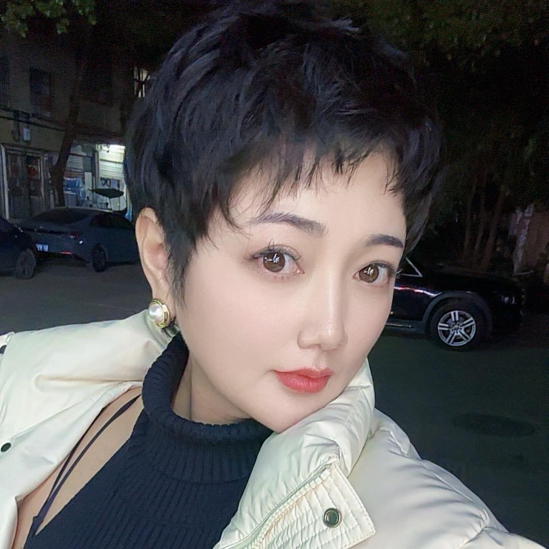 阿莲