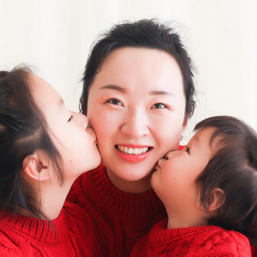 小鹤有俩小棉袄