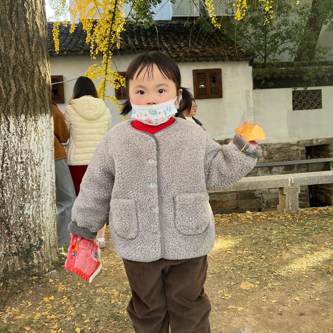 轻舟已（依）过