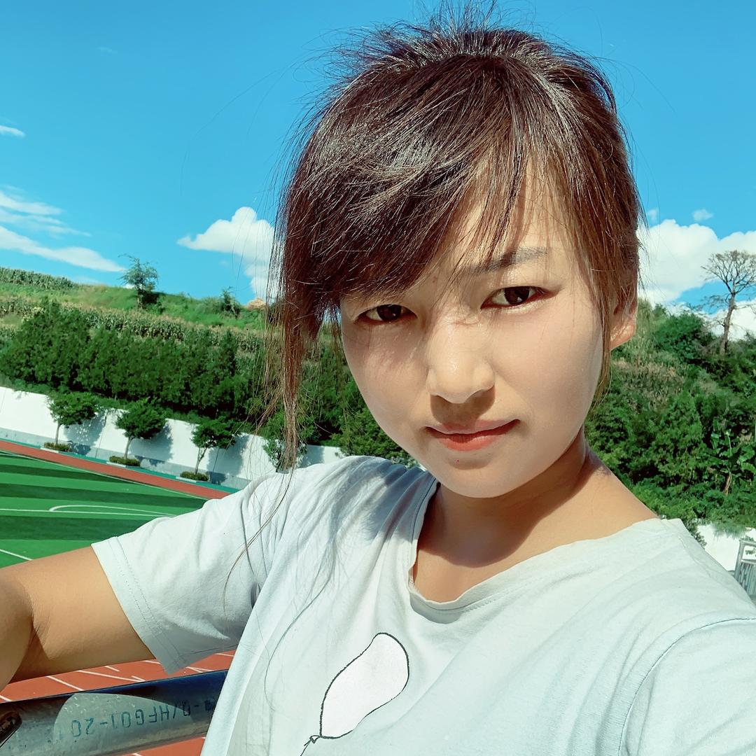 农村九妹（爱唱歌）