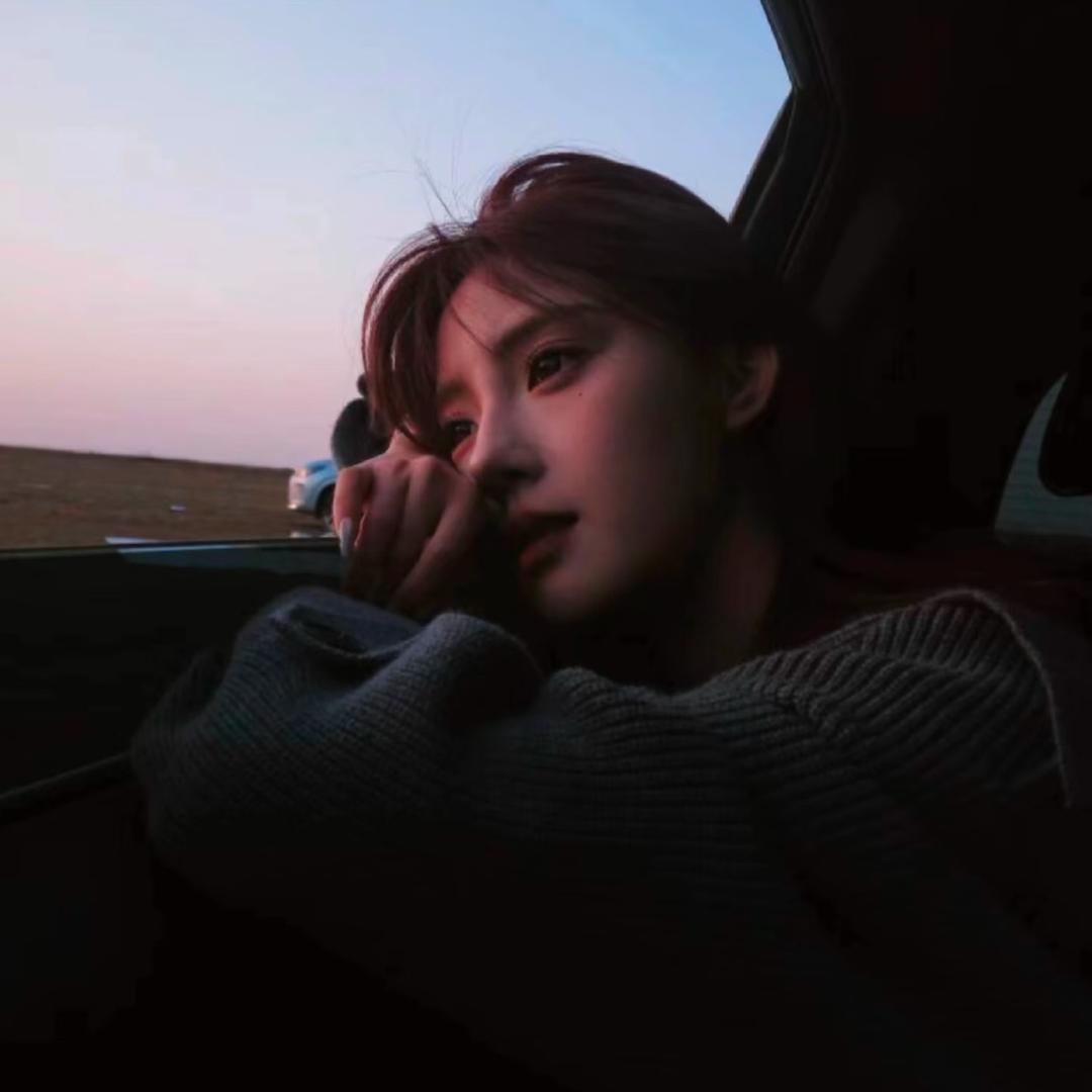 crush ૮ .  ̫ . ა.