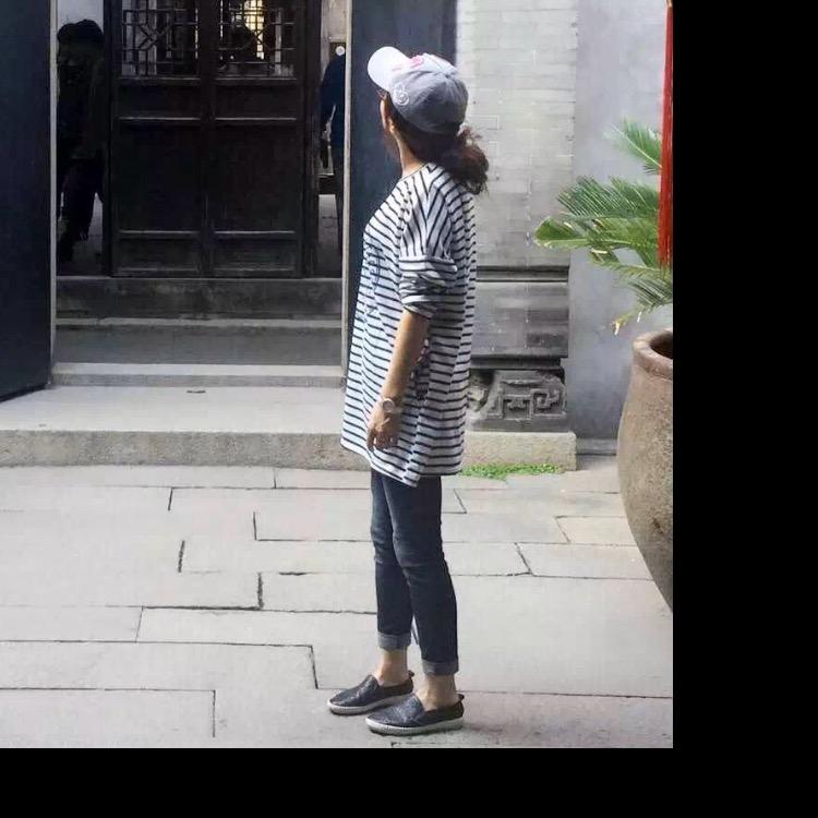 莫莫