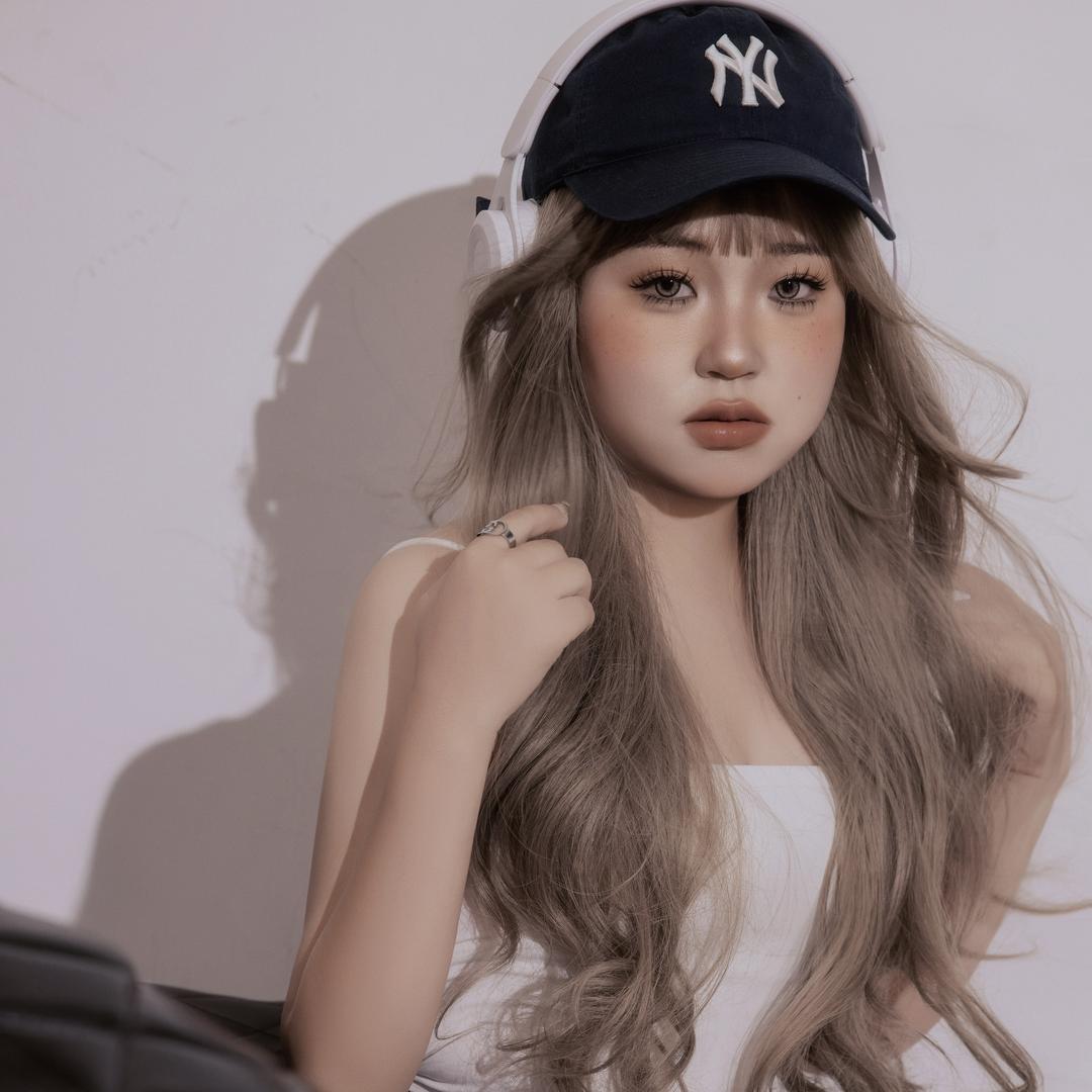 热爱生活的依晨