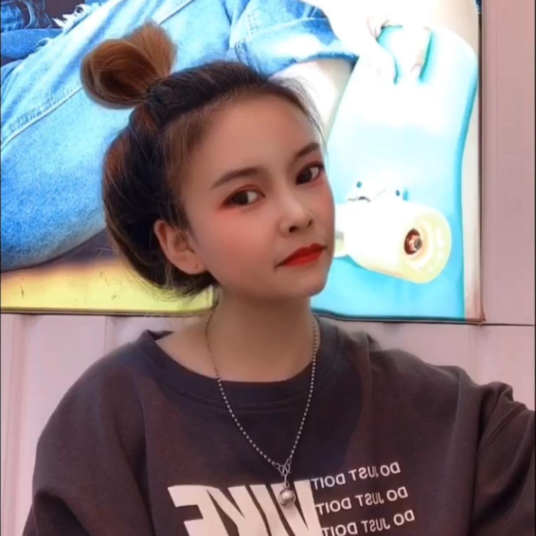 莎莎爱吃冰