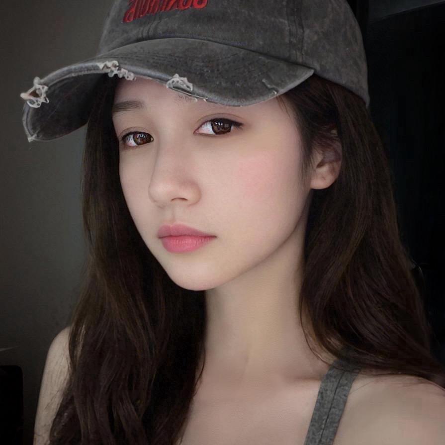 @张艺含（抑郁症）