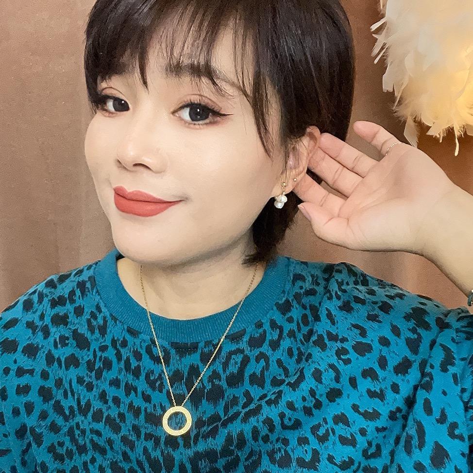 小嫂子美妆分享
