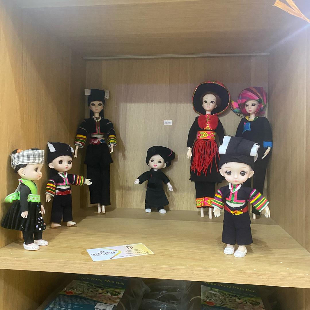 壮乡黄皮果（壮锦篇）