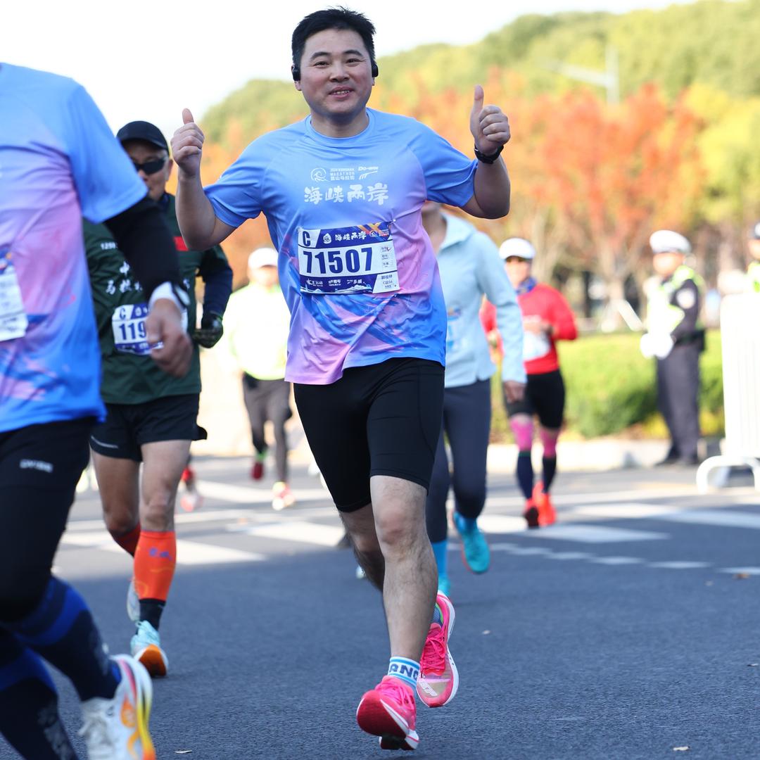 ╰ぷ小❤️林❤️子ぷ