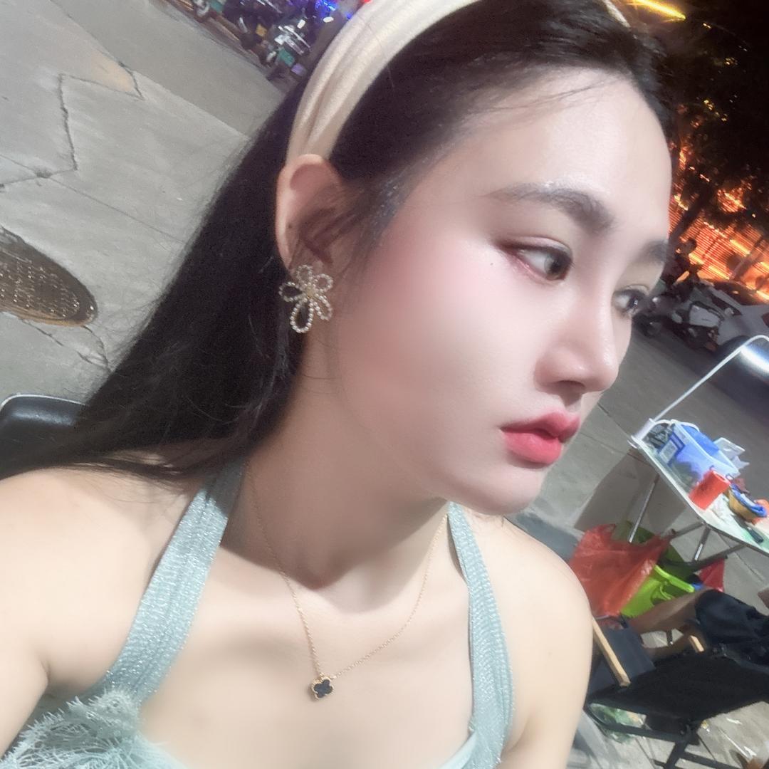 Re🦋