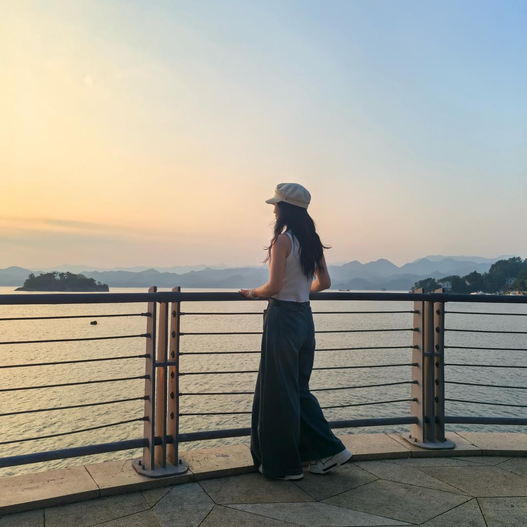 小红红
