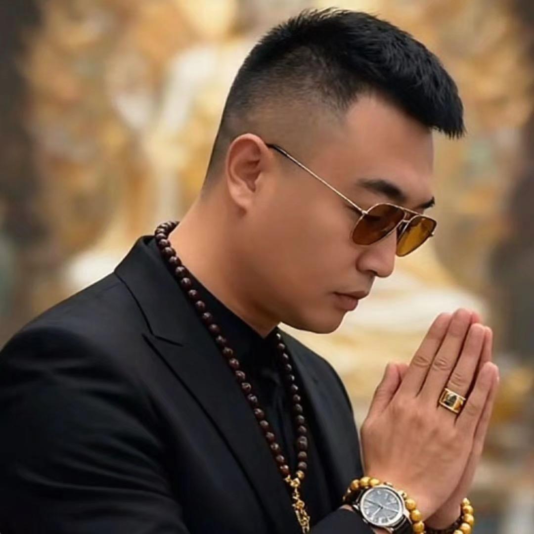 赵盼（手机批发零售）