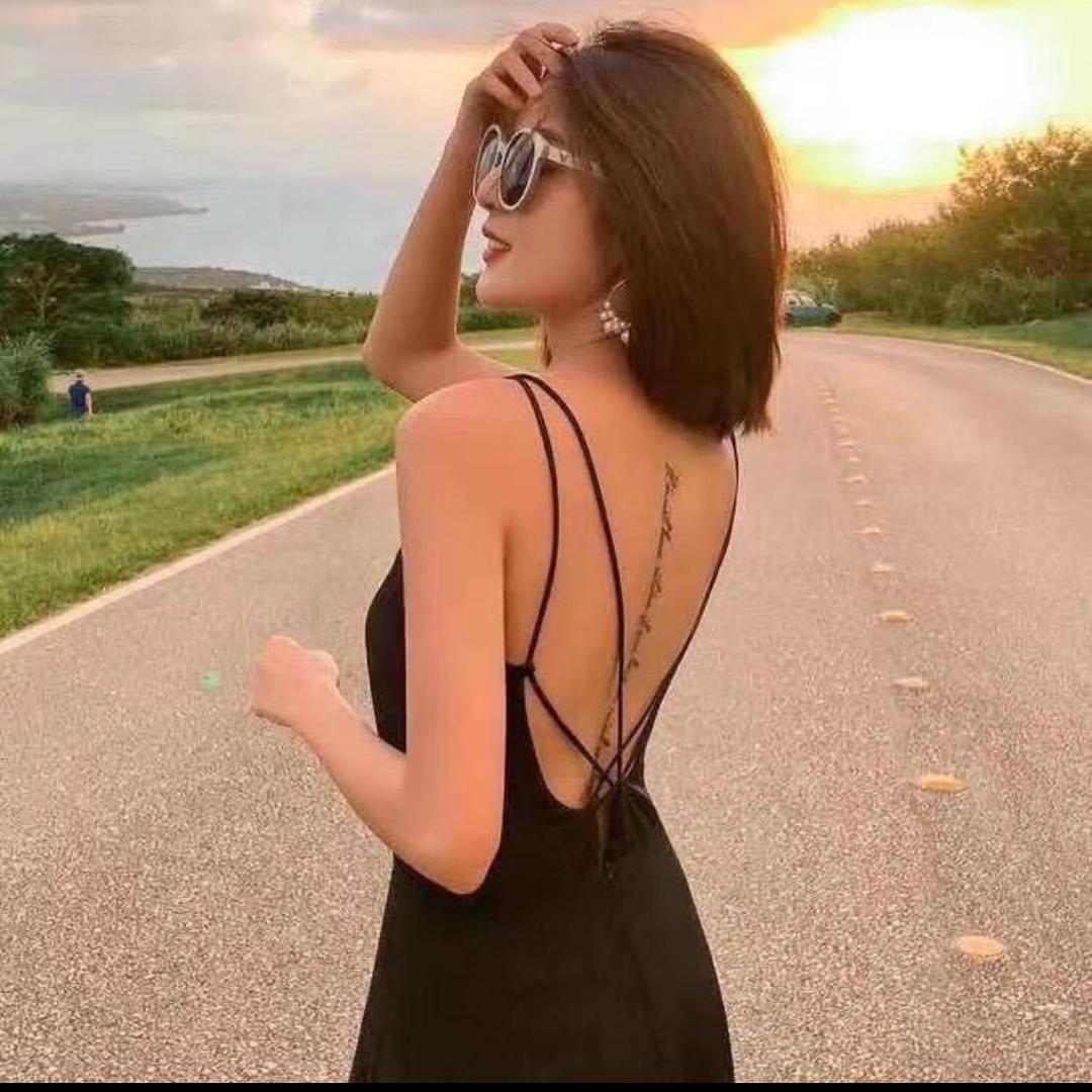 八 怪。