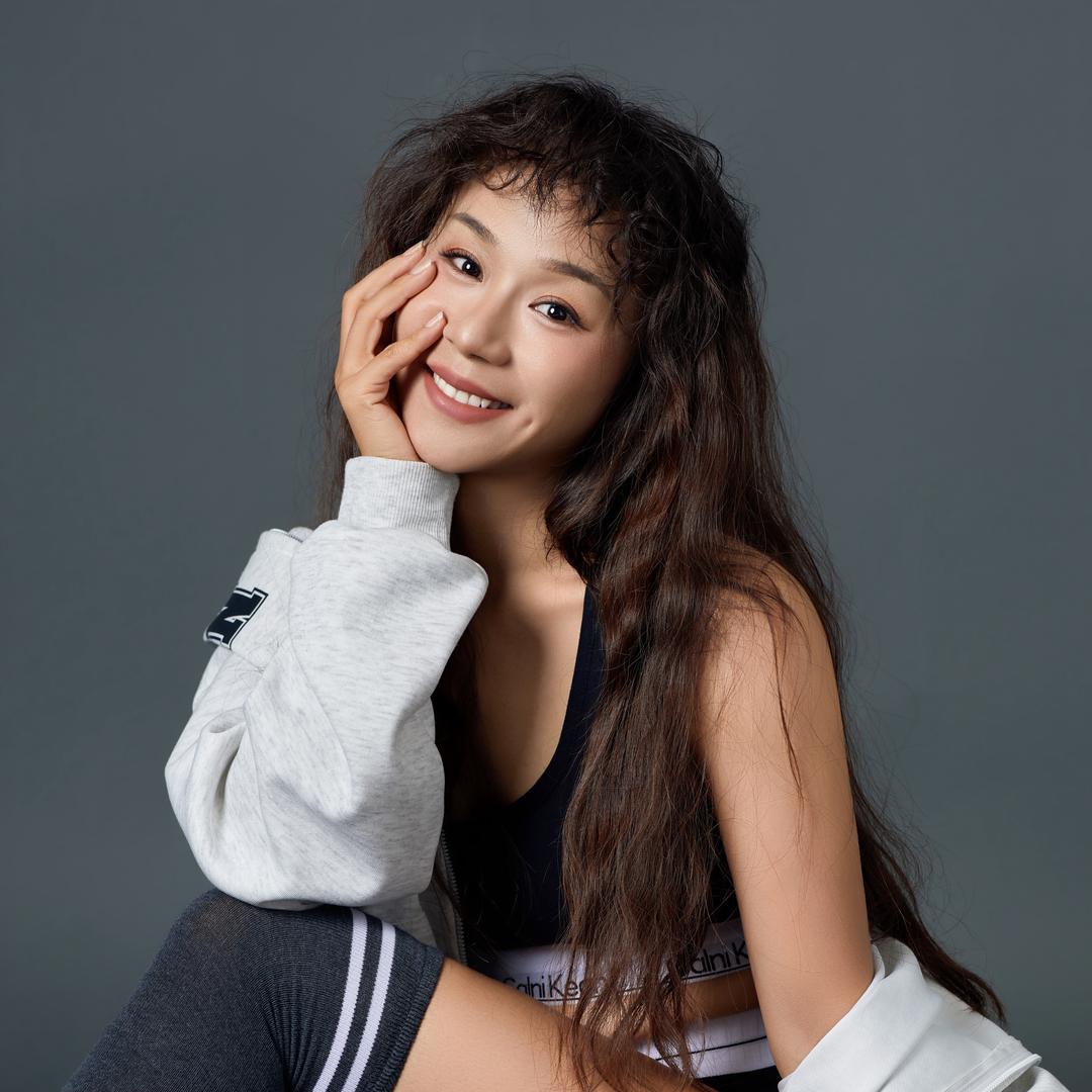 王美英