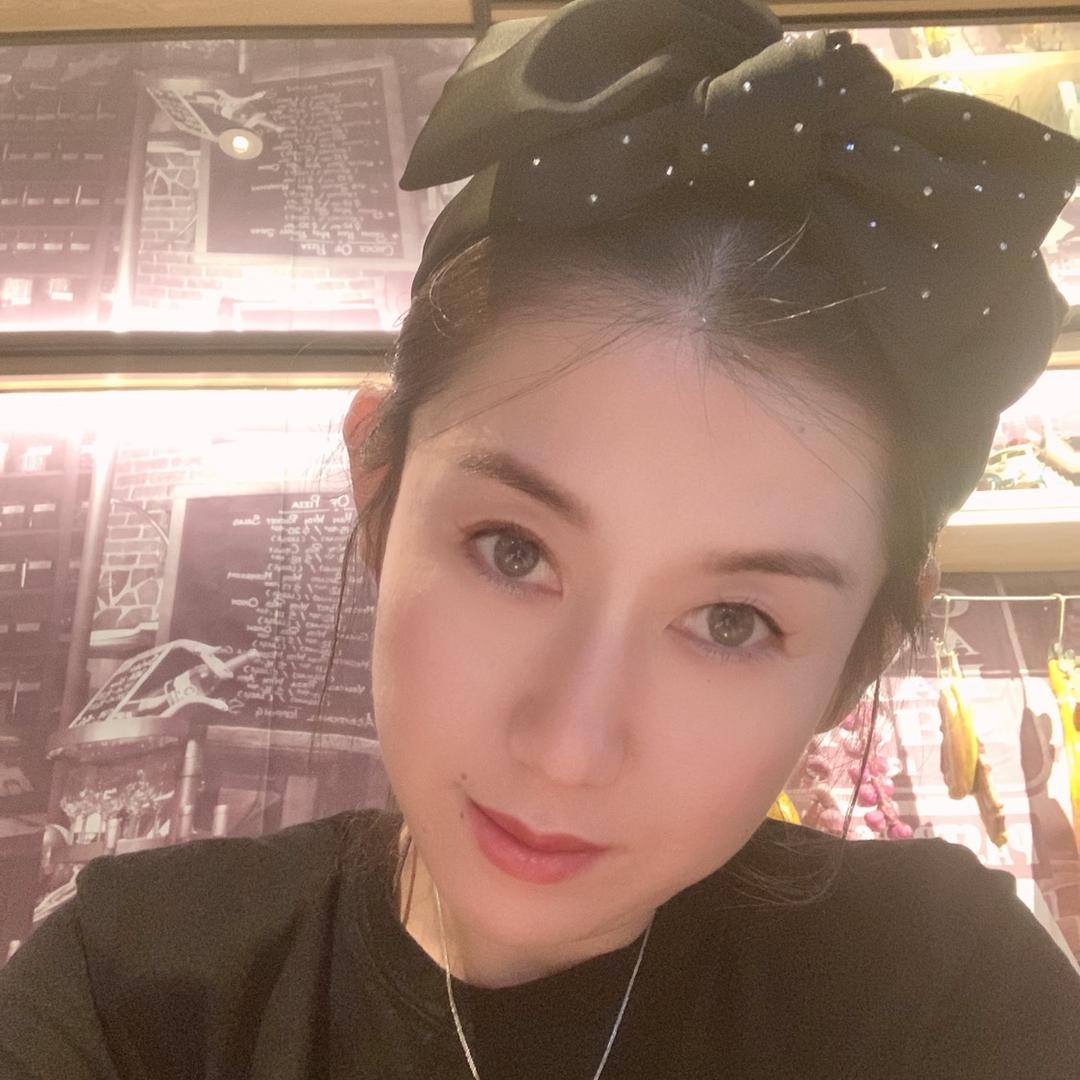 佳亿姐儿在帝都