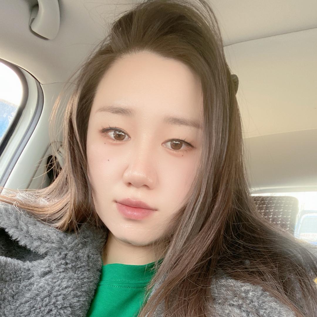 忆华