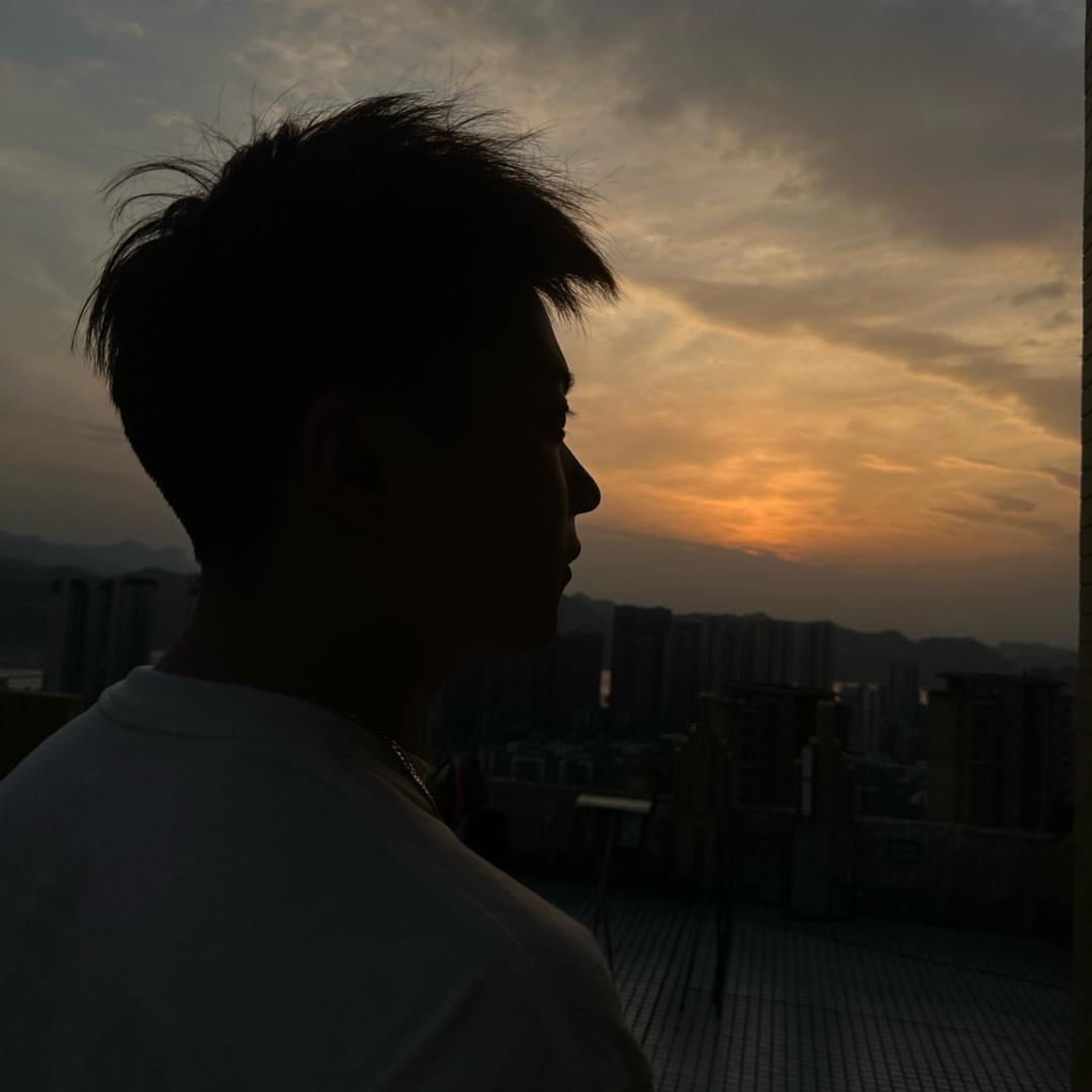有度.