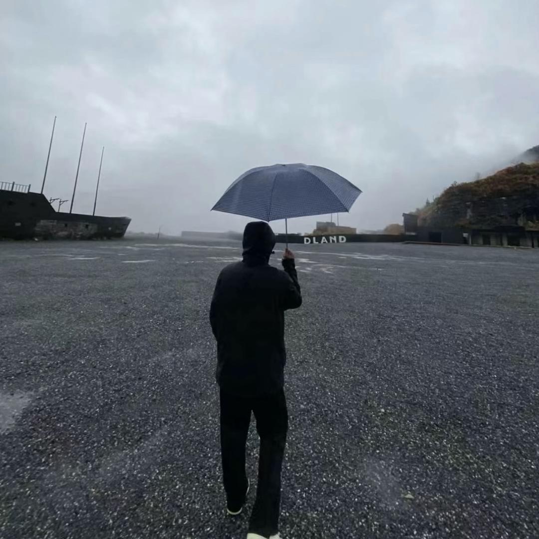 探索者液压打包机