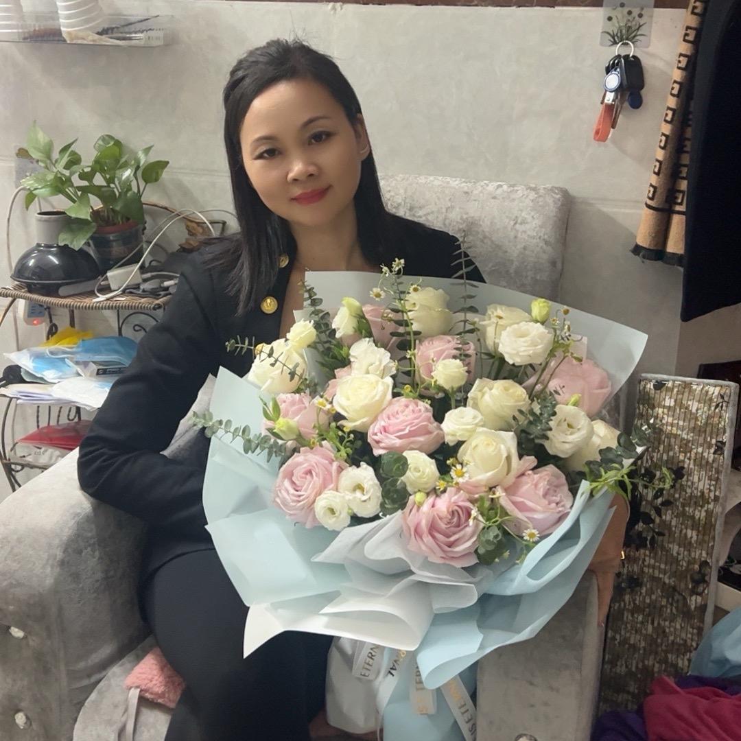 周姐：白发养黑发！招代理