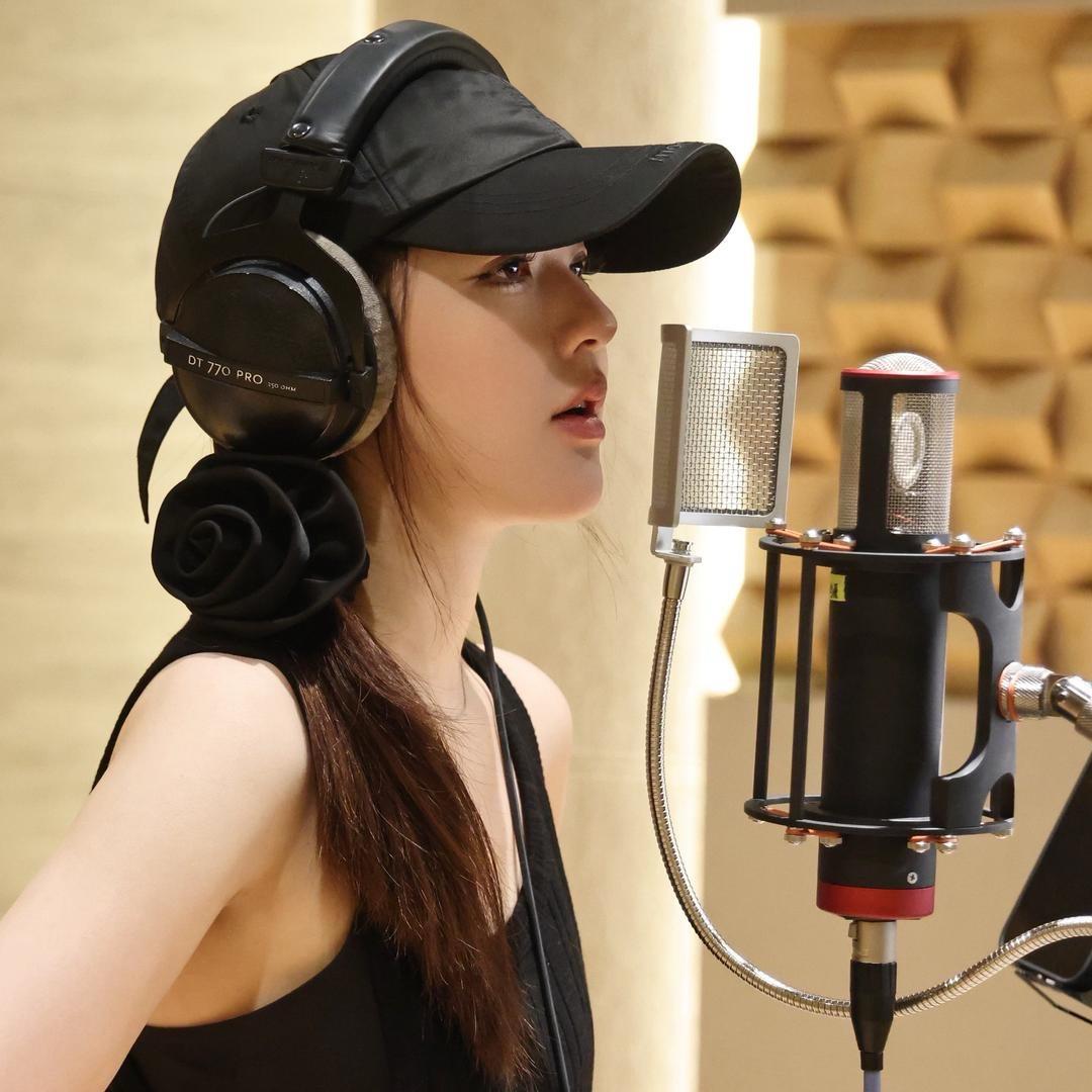 正黄旗的😎璐格格