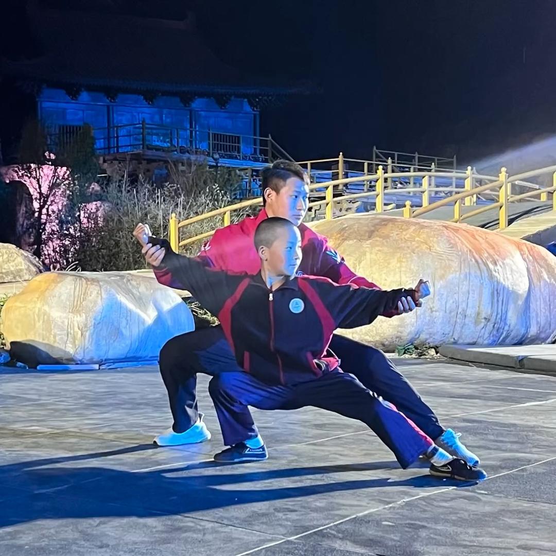 延鲁｜艺术团