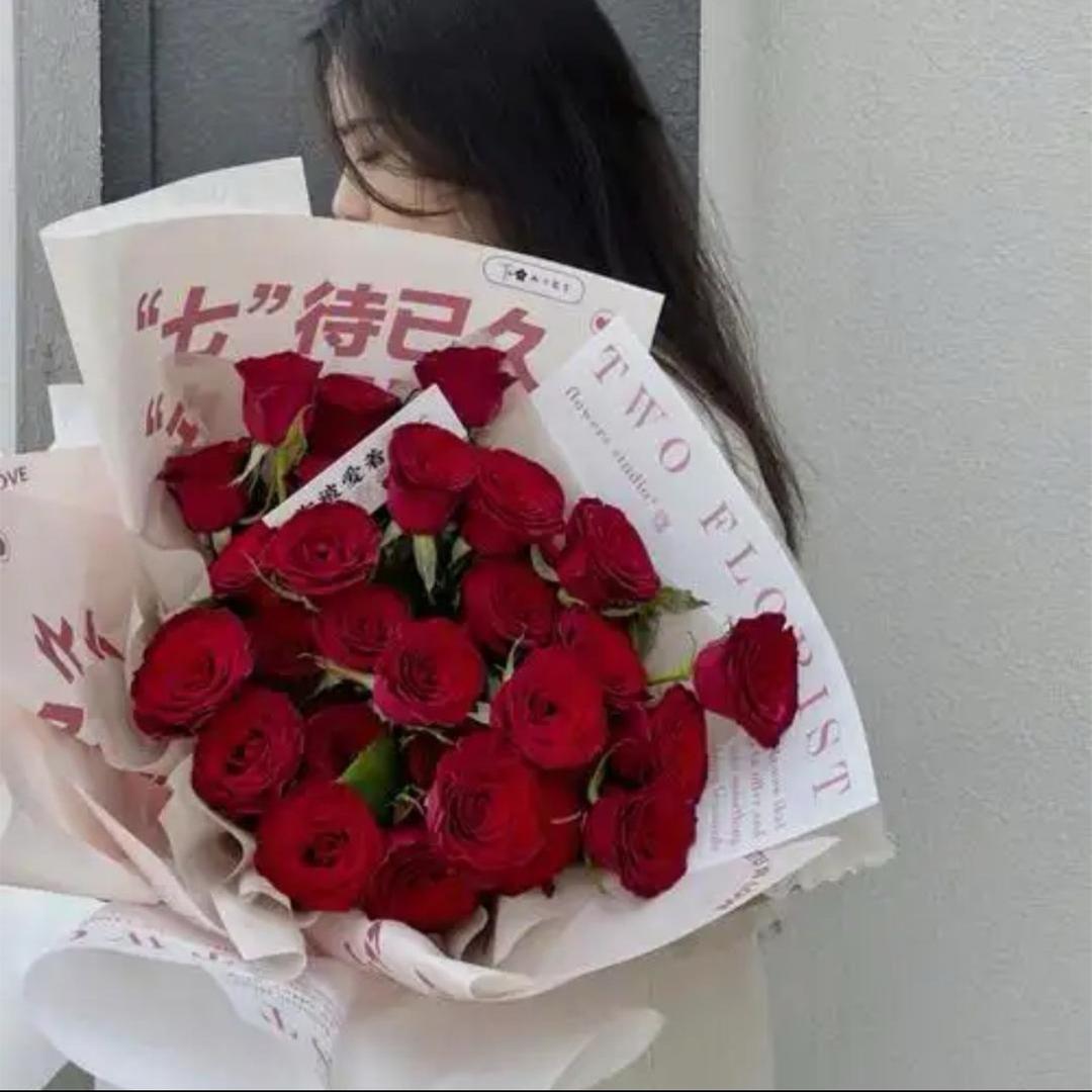 等爱的玫瑰🌹