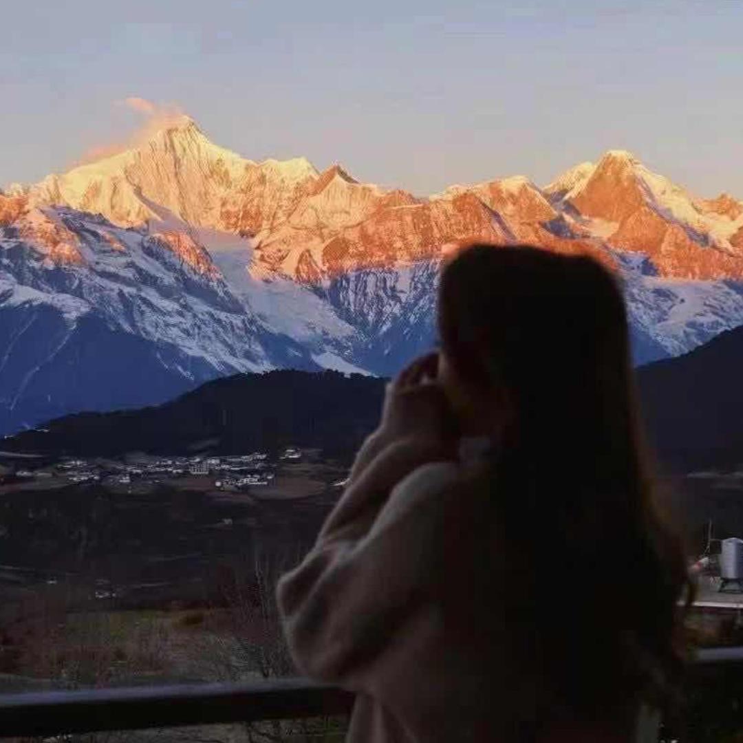 伊佳靓轻奢女鞋