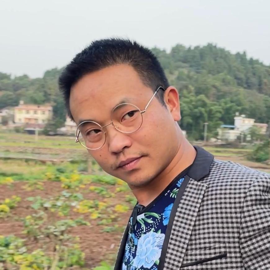 二娃🔥锅锅（遂宁抖音本地商家运营）