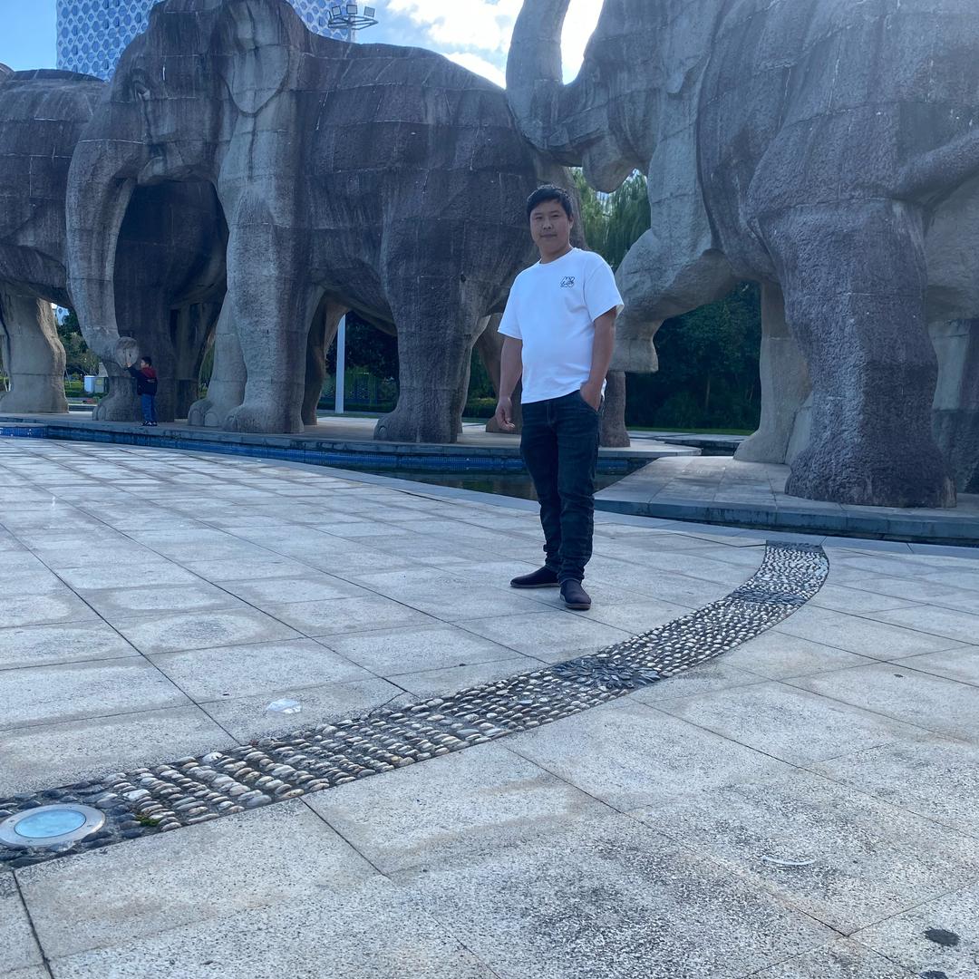 身上若无千斤担，谁敢拿命赌明天😌