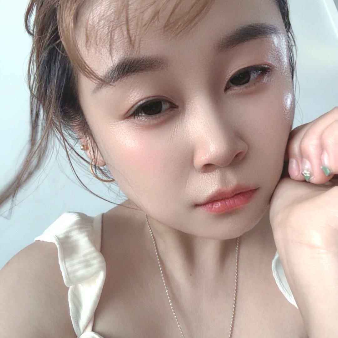 “倔强女生i"