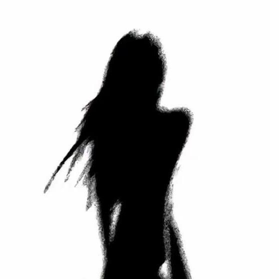 甜甜-