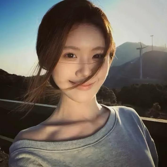 钰.