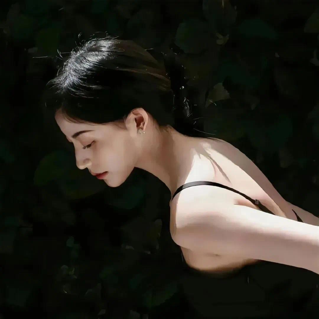 露啦嘞🕊️