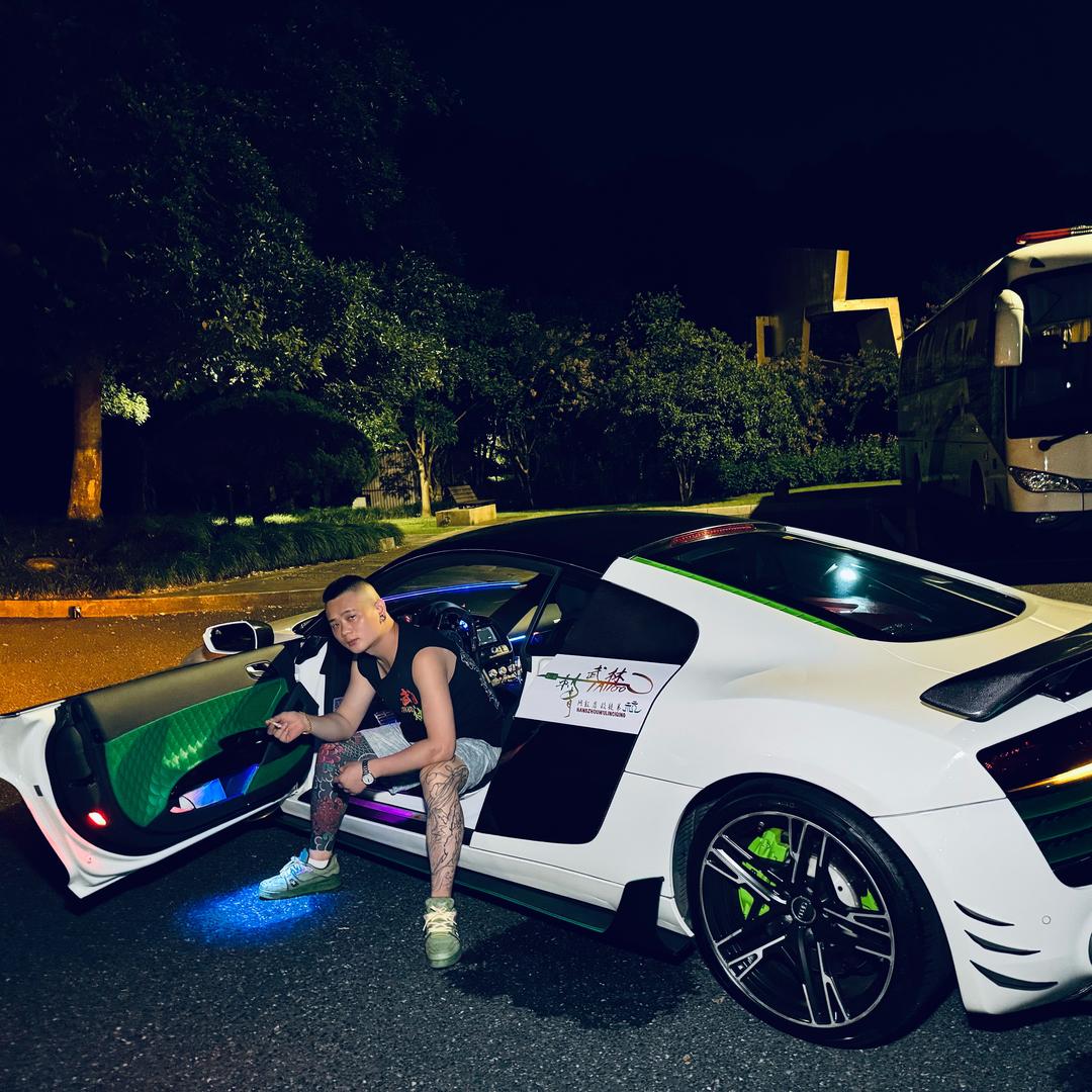 杭州武林 我叫：戴纹身